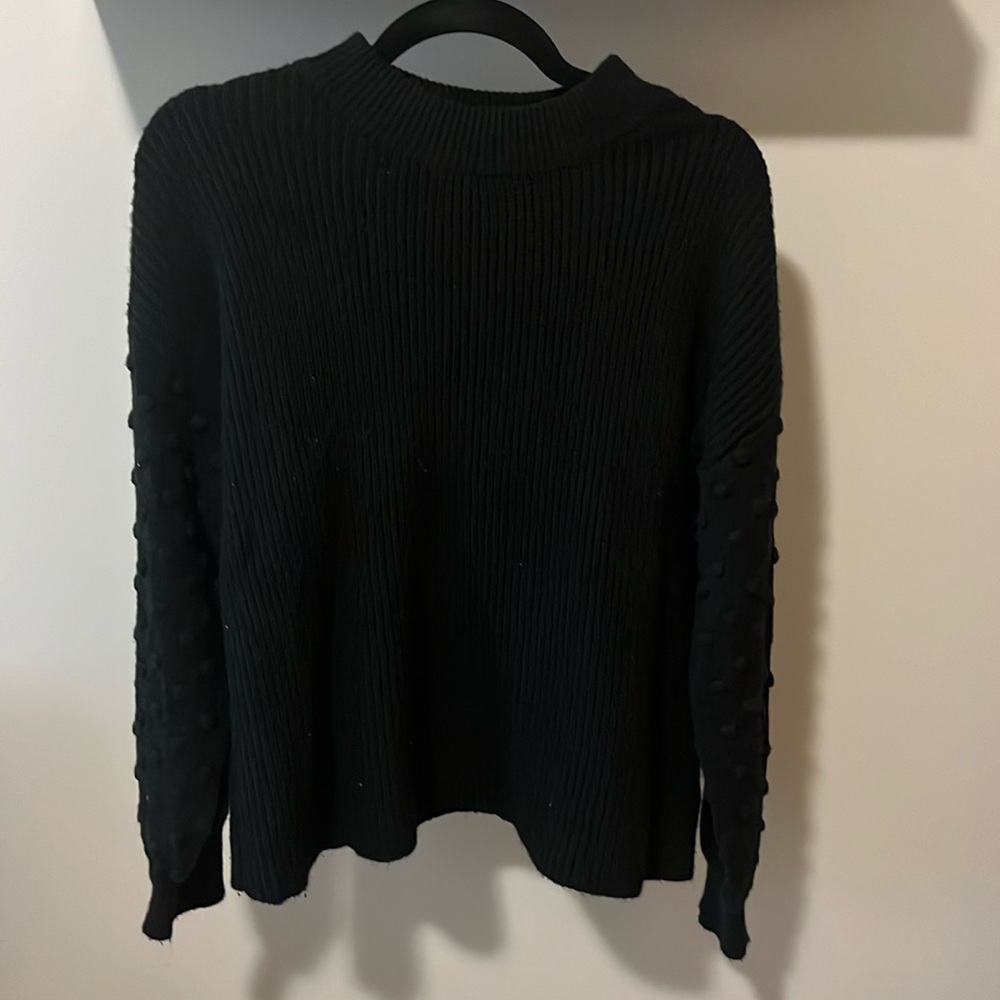 Vince Camuto Black Crewneck Sweater